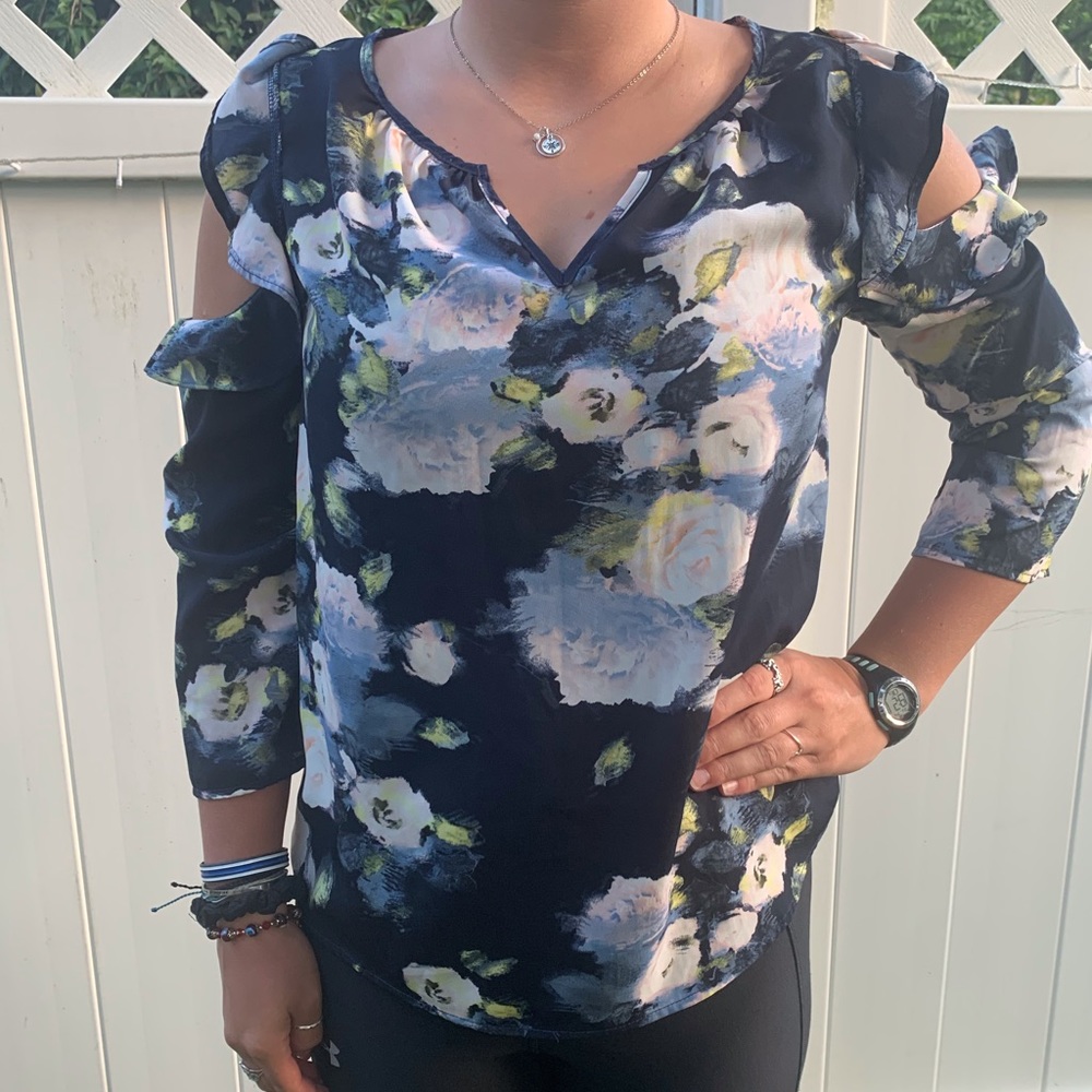 Floral Patterned Blouse - image 1